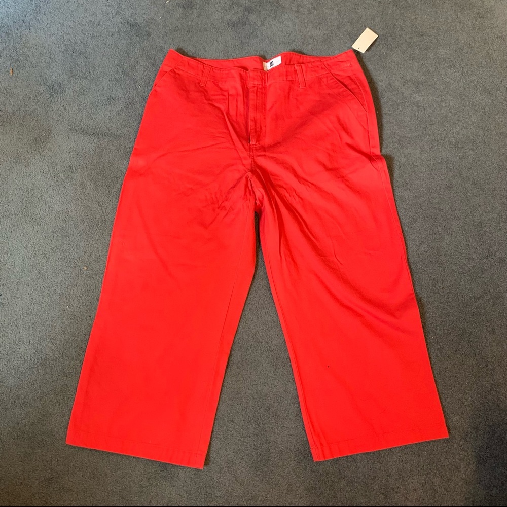 Gap Women’s wide leg chinos, size 18